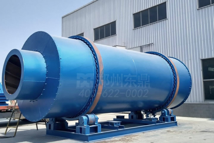 沙子烘干機(jī)主要用于干粉砂漿行業(yè)所用的黃砂、河沙及鑄造行業(yè)用于各種規(guī)格型砂的脫水烘干。